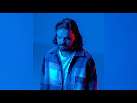 Vlad Flueraru - Acolo (feat. Vlad Dobrescu & DOC)