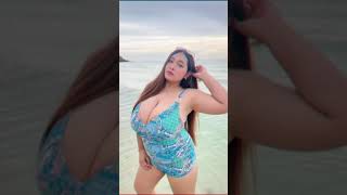 Download lagu Story WhatsApp 30 Detik!! Cewek seksi mp3