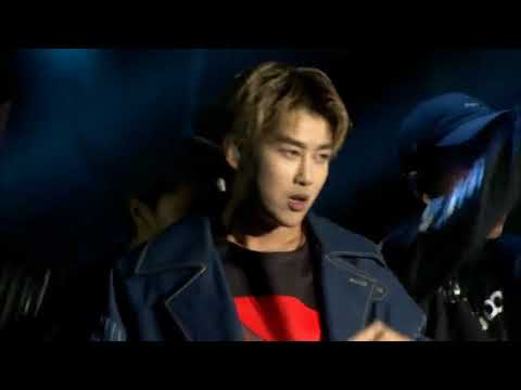 171126 UNIQ Yixuan Star Night of Mr. Inke performance cut // Do Back, Mr.Inke