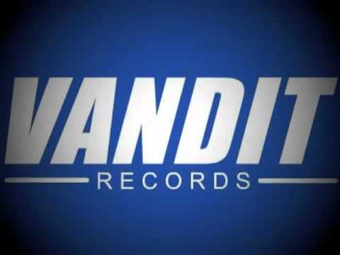 gary proud - supernaturale