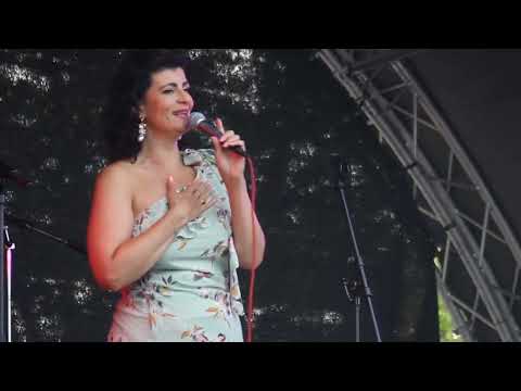 Angelika Klas: Saarenmaan valssi