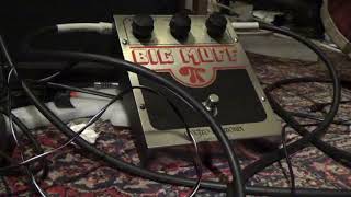 Video thumbnail for Zach’s Big Muff V5 by Marcus Serck