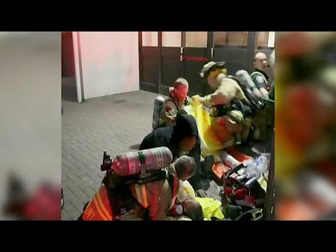 Ottawa men rush into burning apartment to save toddlers