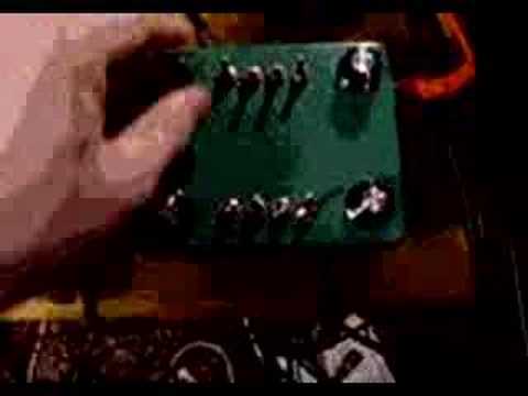 Utopia synth Mumbly tweaking with resonance