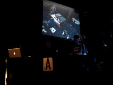 3D @ IDA FRANCE 2009 who's the king dj battle