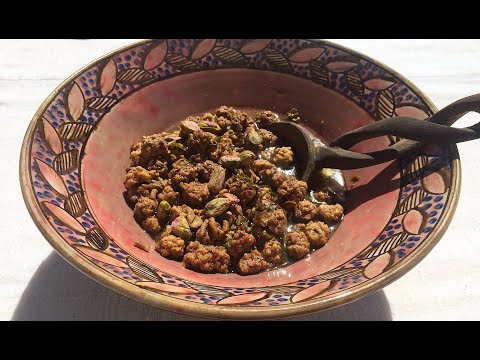 Rummaniyya - Meatballs in pomegranate sauce from the Middle Ages