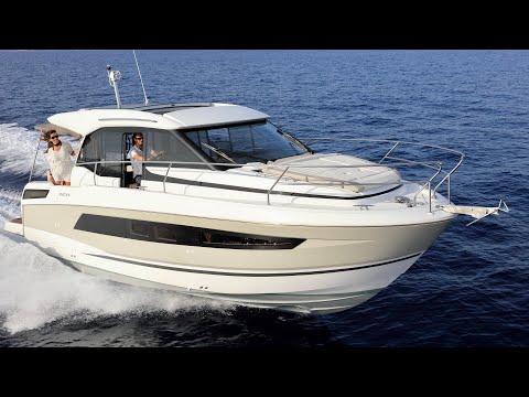 £275,000 Yacht Tour : Jeanneau NC33