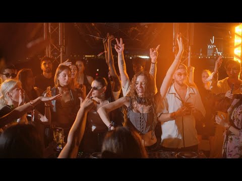 BOATRIDERS  and OLLY KLARS 