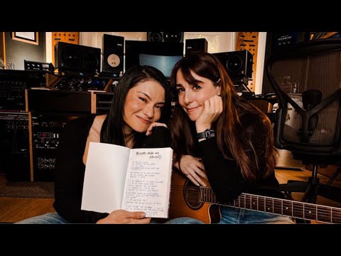 Escarlata - Bolero Para Mis Abuelos (Video Oficial)