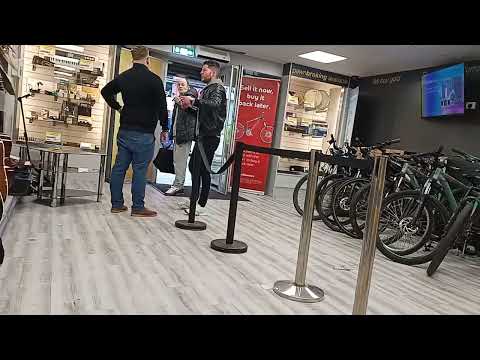 fighting in Glasgow cash converters