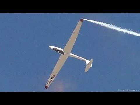 *Drawing in the Sky* Amazing ASK21 Aerobatic Flight by World Champion LUCA BERTOSSIO!