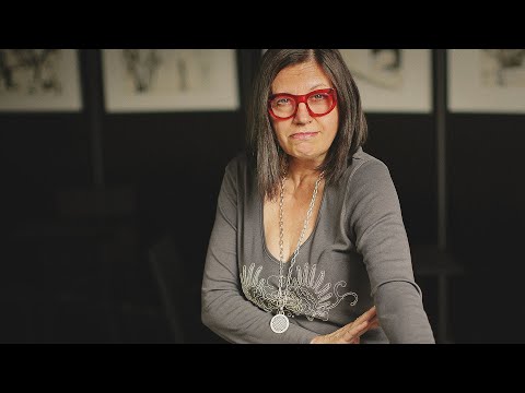 Knihotúlanie (Zuzana Kronerová, Kristína Sviteková)