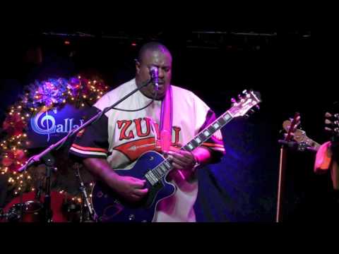 ''HOLE IN MY HEART'' -  LARRY McCRAY BAND @ Callahan's, Nov 2016