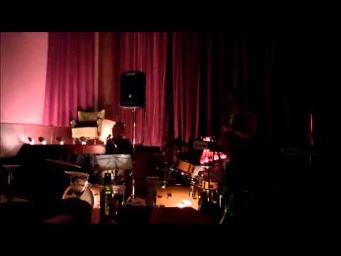 Hafið er svart - Á Seyðisfirði - Jónas og Ómar.wmv