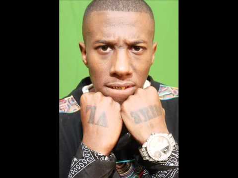 VL Mike - Aint No Love