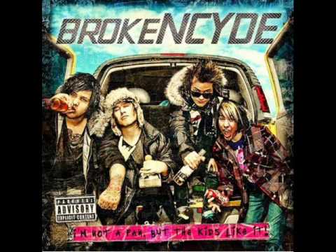 Tipsy by Brokencyde with lyrics [HQ]