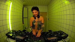 Spacer Woman DJ set
