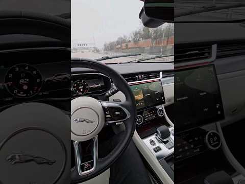 THE DELICATE INTERIOR OF THE JAGUAR F-PACE SVR 2024, AMAZING! #carreview #jaguar @Bythjul