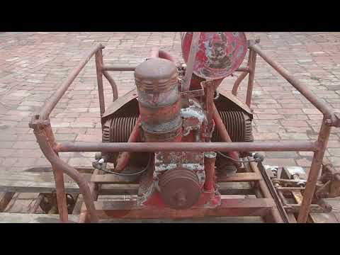 Petter Universal PU8 vintage stationary engine