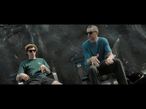 Tykopaatti & Pavel - Yks joukkueelle (musiikkivideo)
