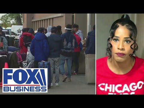 Chicagoan Who Hasn't Voted Democrat Since 2016: 'He's a Dictator'