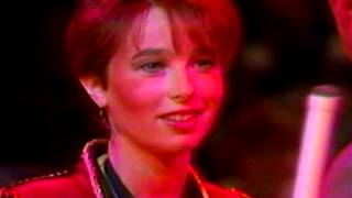 Quarterflash Interview on American Bandstand 1983