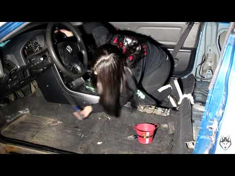 HOW TO REMOVE THE CARPET FROM A CRX