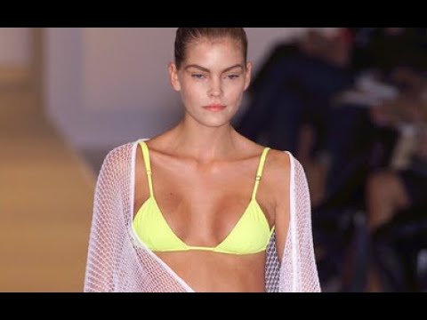 SPORTMAX Spring 2001 Milan - Fashion Channel