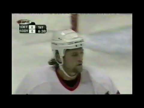 2004 Playoff. Second round. Calgary Flames vs. Detroit Red Wings. Game #3. April 27, 2004.