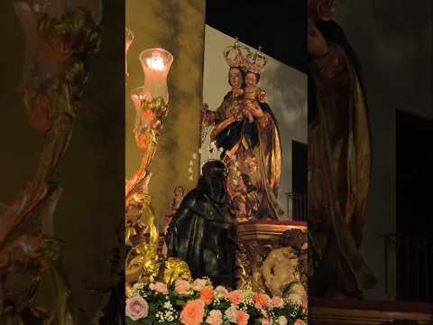 La Virgen del Rosario regresando a San Agustín en Procesión, a los sones de la Banda de El Saucejo