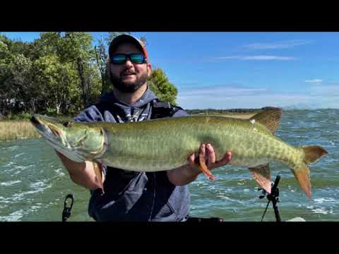 Trolling for Fall Muskies