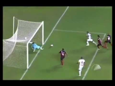 Bahia 3 x 3 Vitória. Diones, gol do título. Narração de Silvio Mendes