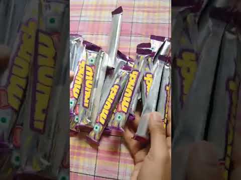 🍫Munch Family Pack 🍫| Choclate review| #chocolate #review #munch #cadbury | by LIFE OUTLET 💜