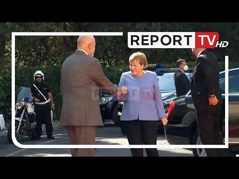 Report TV -Takimi në Pallatin e Brigadave/ Rama i drejtoi dorën, Merkel grushtin