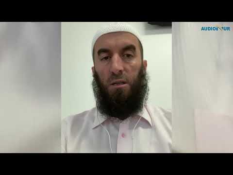 Lutjet në Namaz (pyetje) - Hoxhë Fuat Selmani