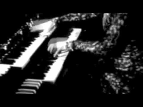 Ethel Smith Knows How To Play That Hammond