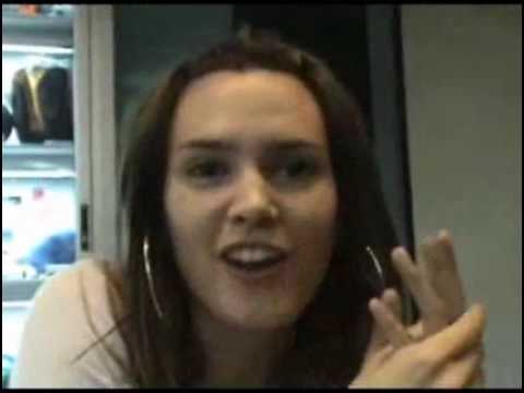 Ana Bebić - Okršaj poznatih u kuglani (Story.rs)