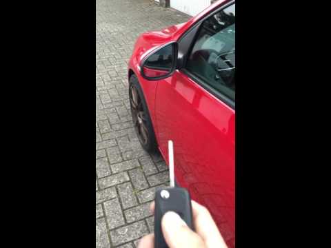 Folding mirrors with remote control