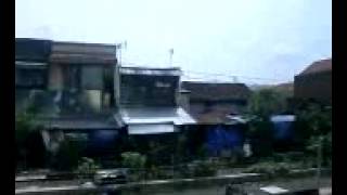 preview picture of video 'Perjalanan KA Dhoho SB-BL via KTS'