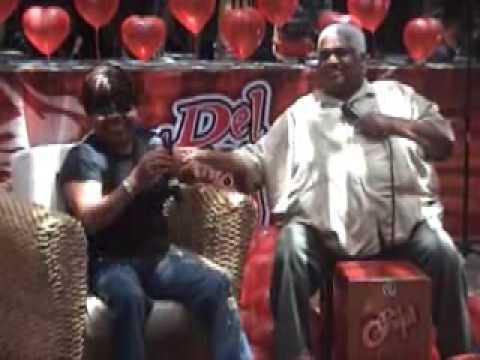 Homenaje a Arturo Zambo Cavero