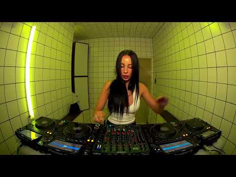 BIIA ｜ HÖR - April 10 ⧸ 2025