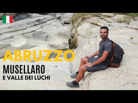 🇮🇹 MUSELLARO e la VALLE DEI LUCHI | TREKKING in ABRUZZO