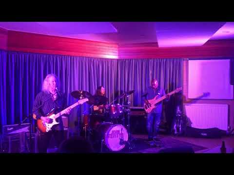 The John Verity Band (ex Argent) Old Time Rock & Roll live in Farncombe