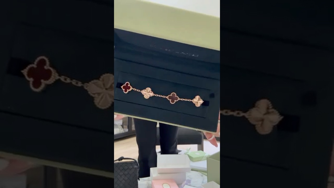 BEST purchases OF 2025 now! Cartier Santos + VCA dia 💎carnelian Alhambra Vintage Pieces #lvlovercc