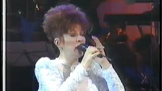 Canela Pura / Mi Caprichito / Enemigos (En Vivo) - Sonia López 