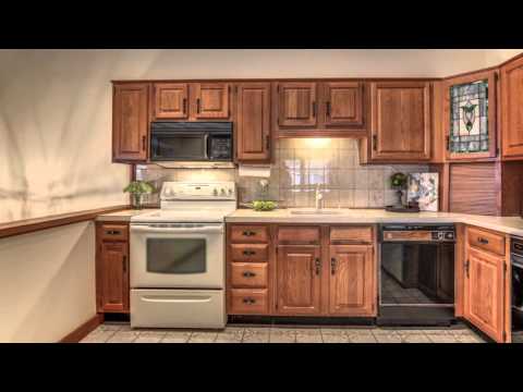 32B Philomena Ave, Revere MA - Lisa Santilli - Tel 978-660-3506