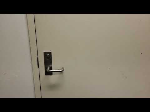 A low on oil Otis Hydraulic Machine!