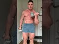 Alternating dumbbell curl