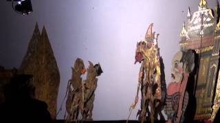 Download lagu Wayang Kulit Langen Budaya H. Rusdi Feat Nyi Ugi S Gugurnya Raja Awangga Dipati Karna Part 1 mp3 Download lagu Wayang Kulit Langen Budaya H. Rusdi Feat Nyi Ugi S Gugurnya Raja Awangga Dipati Karna Part 1 mp3