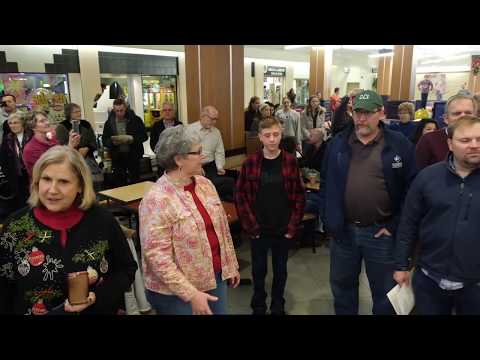 Flash Mob - Sing "Hallelujah Chorus" at shopping mall (HD) 🎵💃🏽